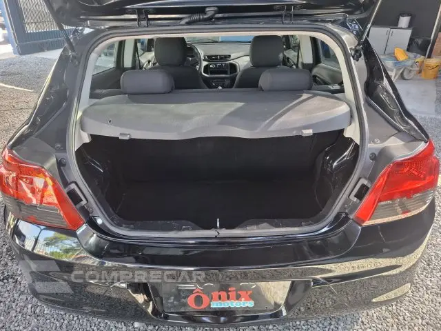 ONIX - 1.0 MPI JOY 8V 4P MANUAL