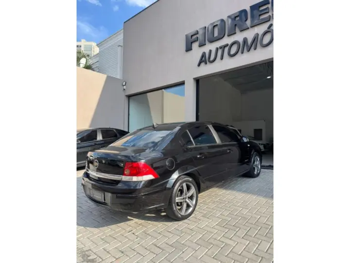 VECTRA 2.0 MPFI ELEGANCE 8V 140CV FLEX 4P AUTOMÁTICO