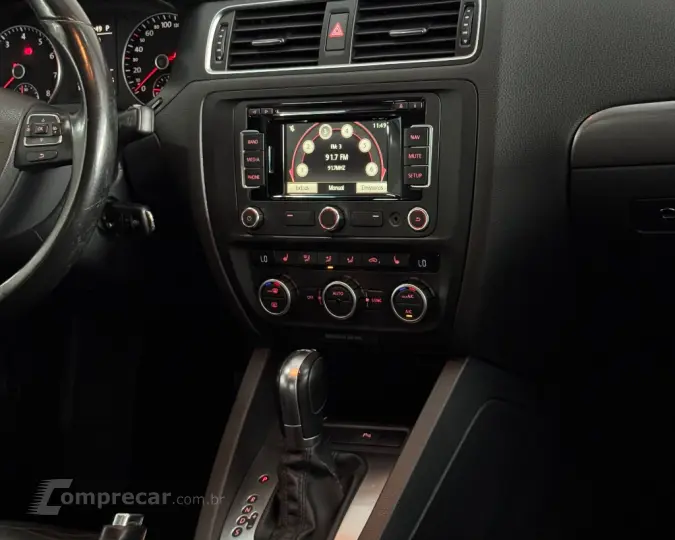 JETTA Highline 2.0 TSI 16V 4p Tiptronic