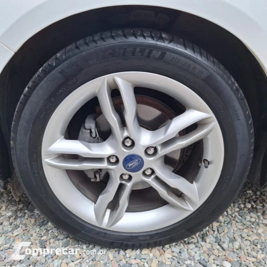 Focus Hatch 1.6 16V 4P FLEX SE POWERSHIFT AUTOMÁTICO