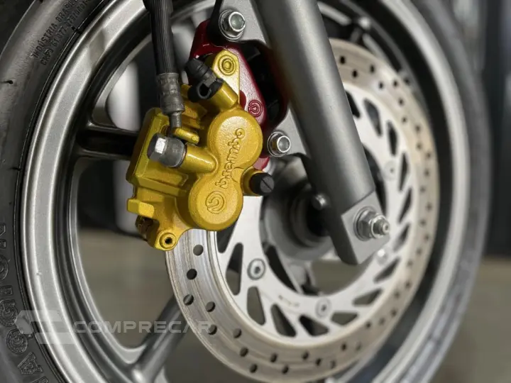 CB 500