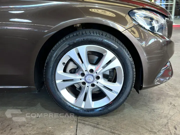 C 180 1.6 CGI EXCLUSIVE 16V TURBO GASOLINA 4P AUTOMÁTICO