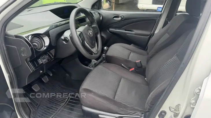 Etios Sedan 1.5 16V 4P FLEX X