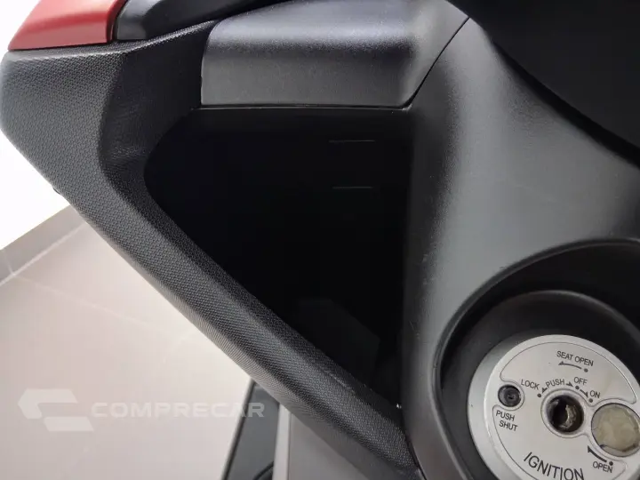 NMAX 160 ABS