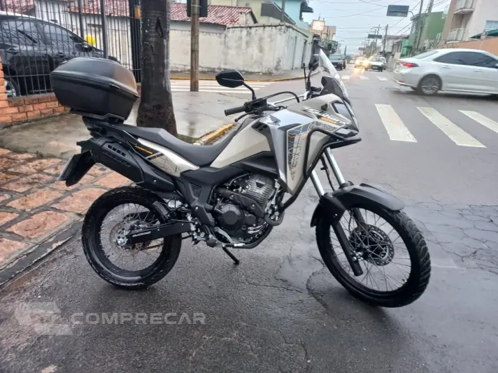 XRE 300  ADV SANHARA