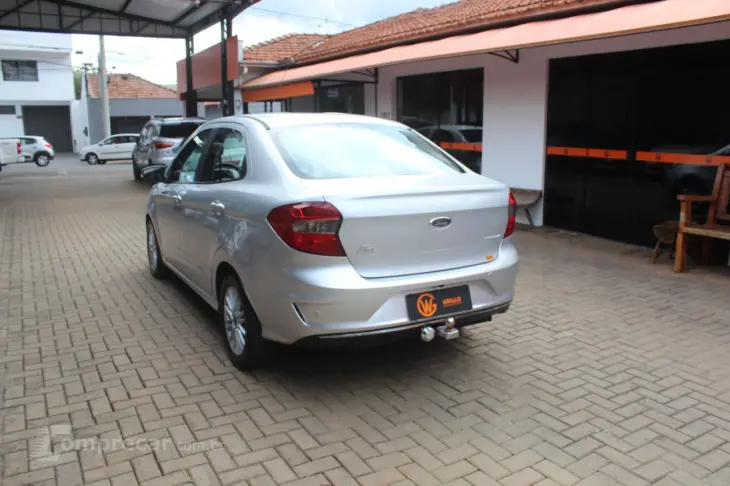 Ka + Sedan 1.5 12V 4P TI-VCT FLEX TITANIUM AUTOMÁTICO