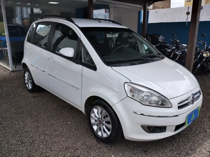 Idea 1.6 16V 4P ESSENCE FLEX