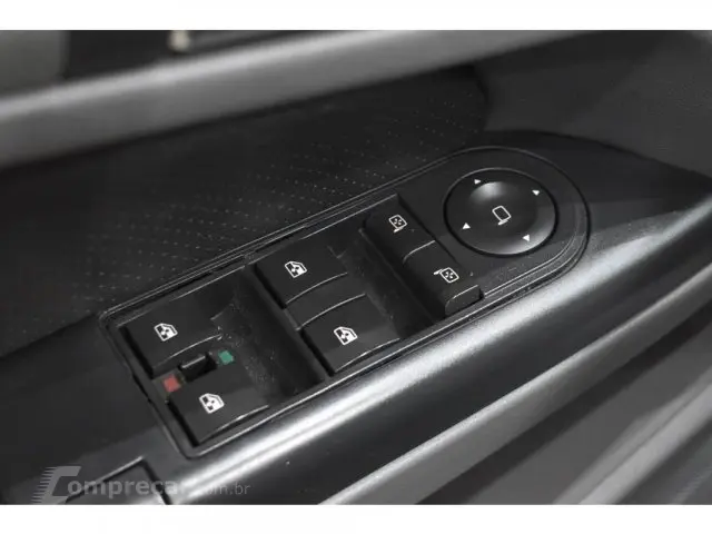 VECTRA SEDAN - 2.0 MPFI ELEGANCE 8V 4P MANUAL