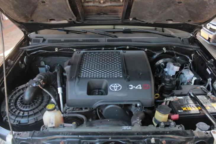 Hilux Caminhonete 3.0 16V 4P 4X4 SRV TURBO DIESEL CABINE DUP