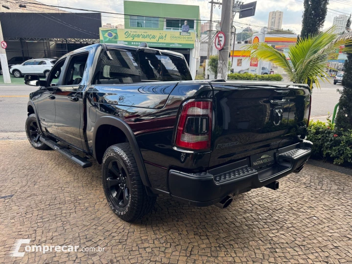 1500 5.7 V8 Gasolina Rebel Cd 4X4 Automático