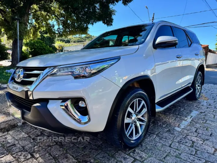 Hilux SW4 SRX 4x4 2.8 TDI 16V Dies. Aut.