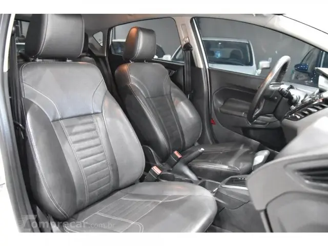 FIESTA HATCH - 1.6 TI-VCT TITANIUM POWERSHIFT