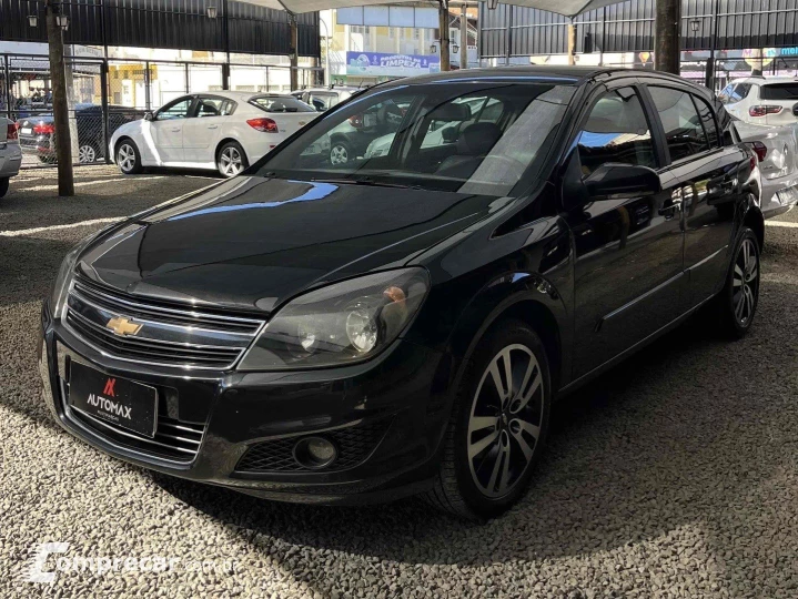 VECTRA 2.0 MPFI GT HATCH 8V FLEX 4P MANUAL