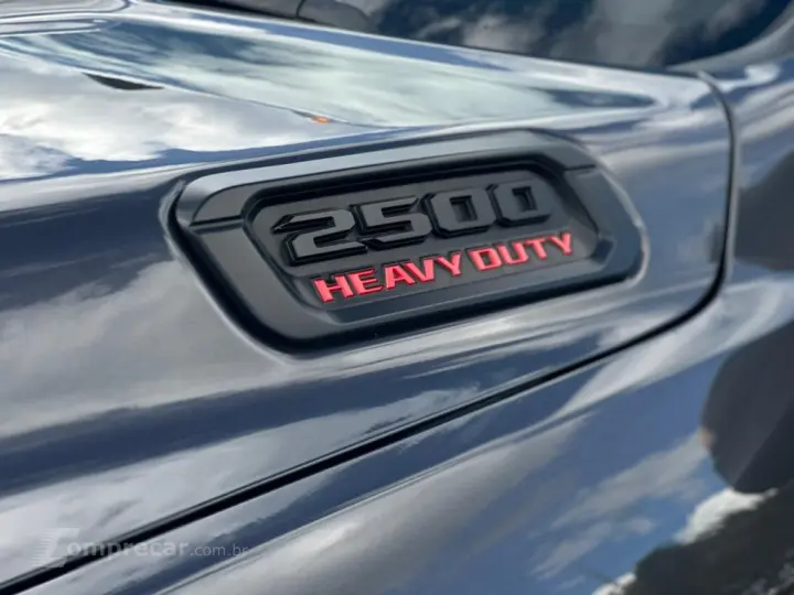 2500 6.7 I6 TURBO DIESEL LARAMIE CD 4X4 AUTOMÁTICO