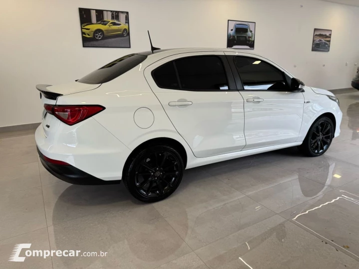 Cronos 1.8 4P FLEX HGT AUTOMÁTICO