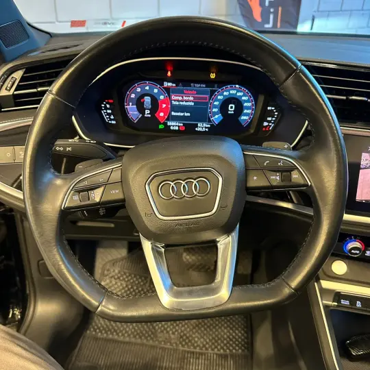 Q3 1.4 TFSI Black Edition S Tronic