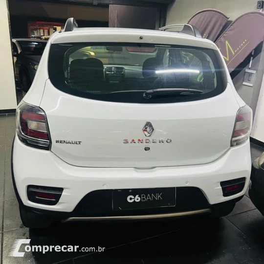 SANDERO STEP 16