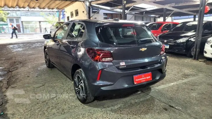 ONIX HATCH 1.0 12V FLEX 5p MEC