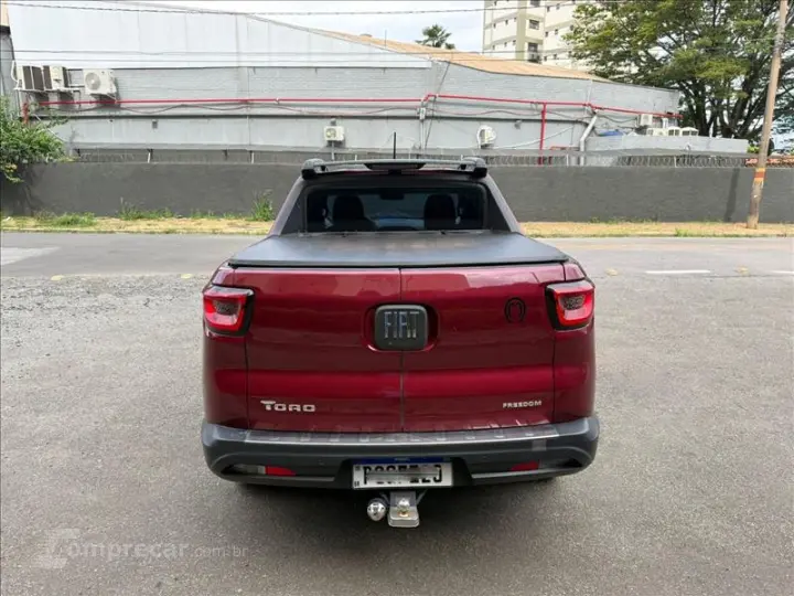 TORO 2.0 16V Turbo Freedom 4WD