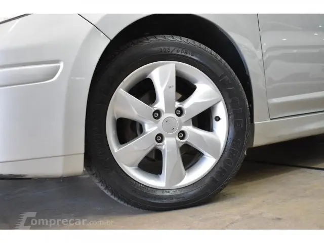 TIIDA - 1.8 SL 16V 4P AUTOMÁTICO