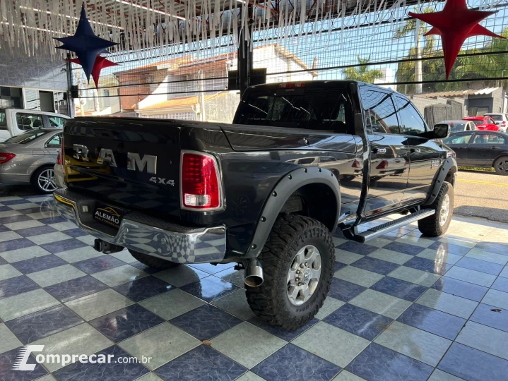 RAM 6.7 2500 Laramie 4X4 CD I6 Turbo