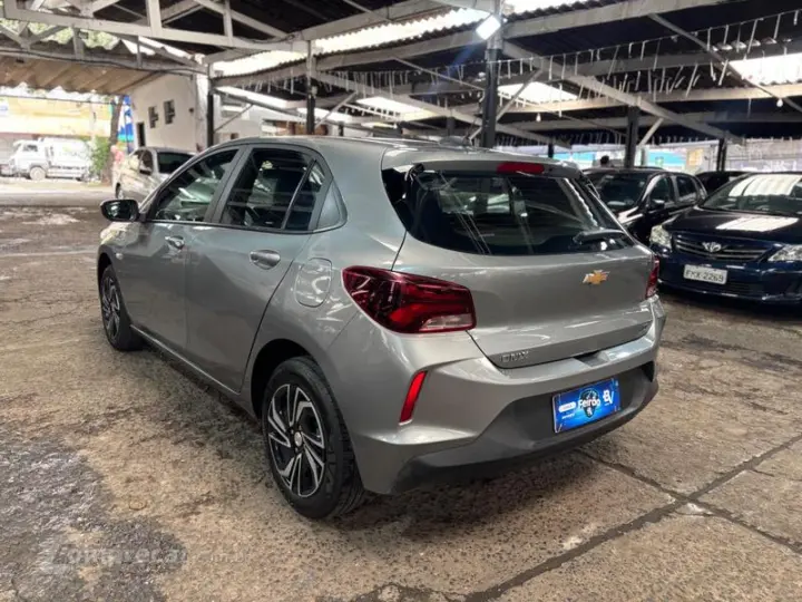 ONIX HATCH LT 1.0 12V FLEX 5P MEC