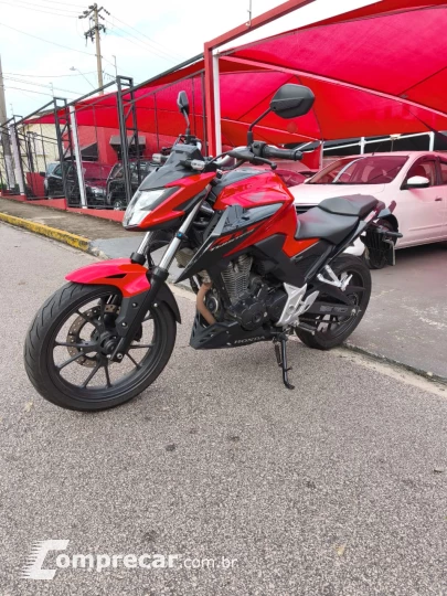 CB 300 F Twister ABS