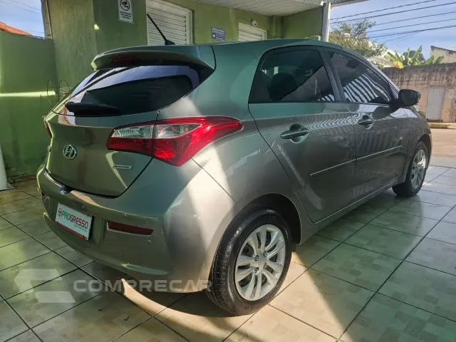 HB20 - 1.6 COMFORT PLUS 16V 4P AUTOMÁTICO
