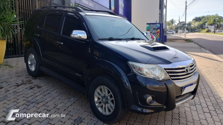 Hilux SW4 3.0 16V 4P SRV 4X4 7 LUGARES TURBO DIESEL AUTOMÁTI