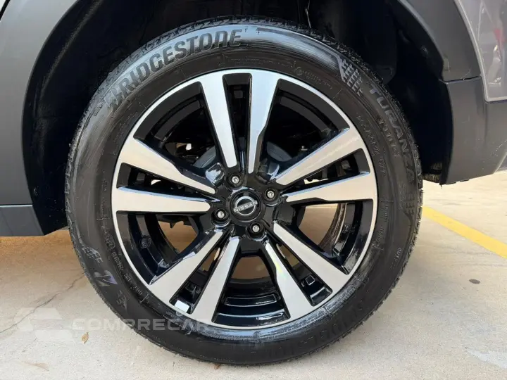 Kicks Play 1.6 16V Flexstart Advance Plus Xtronic