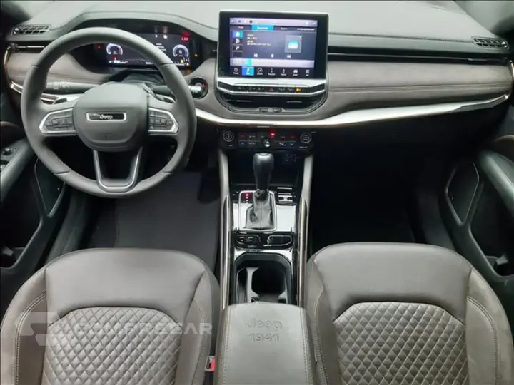 COMMANDER 1.3 T270 Turbo Overland