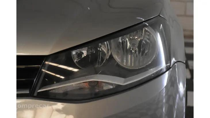 VOYAGE - 1.6 MI HIGHLINE 8V 4P MANUAL