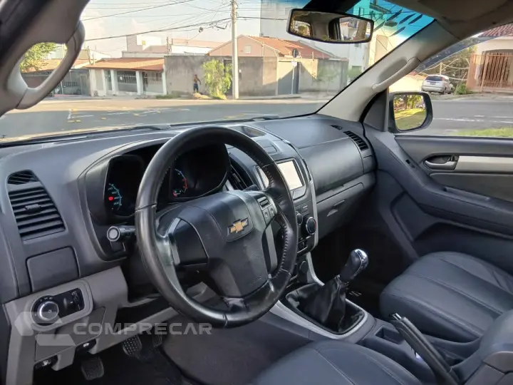 S10 2.4 LT 4X2 CD 8V