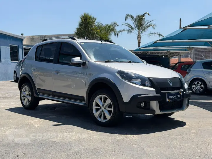 SANDERO STEPWAY Hi-Flex 1.6 16V 5p