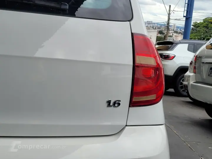 Fox 1.6 Mi Total Flex 8V 5p