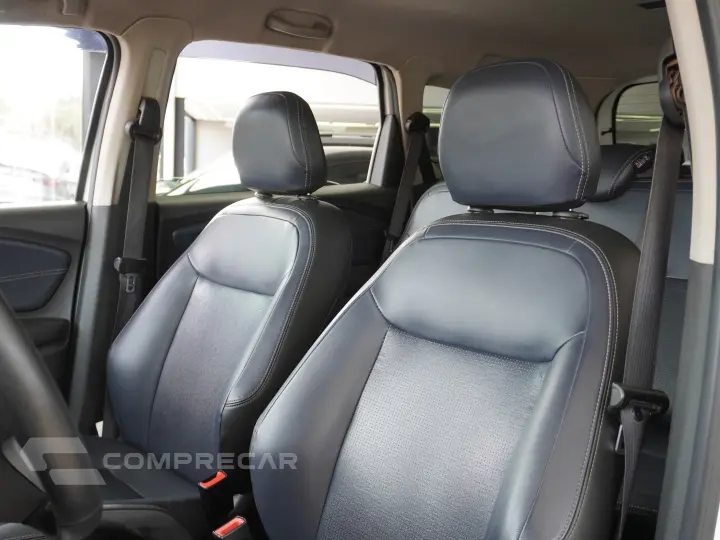 SPIN PREMIER 7L 1.8 8V ECONOFLEX 4P C/AR - AUTOMÁTICO