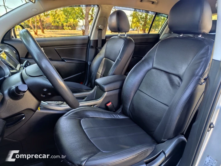 SPORTAGE 2.0 LX 4X2 16V FLEX 4P AUTOMÁTICO