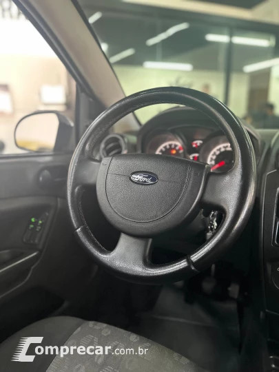 FIESTA 1.0 MPI Class Hatch 8V