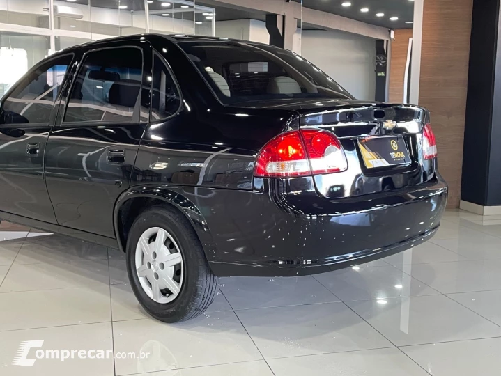 CLASSIC 1.0 MPFI LS 8V FLEX 4P MANUAL
