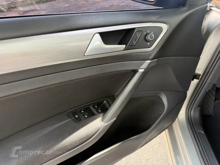 GOLF 1.0 200 TSI Comfortline