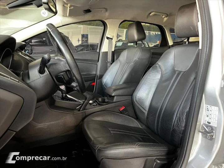 FOCUS 2.0 TITANIUM 16V FLEX 4P POWERSHIFT