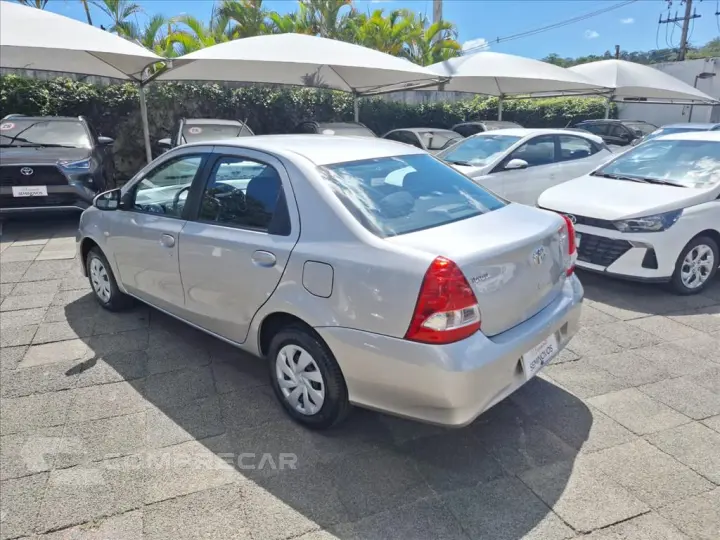 ETIOS 1.5 XS SEDAN 16V FLEX 4P AUTOMÁTICO
