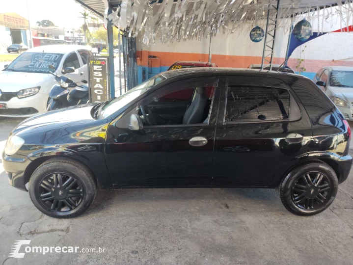 CELTA 1.0 MPFI Life 8V
