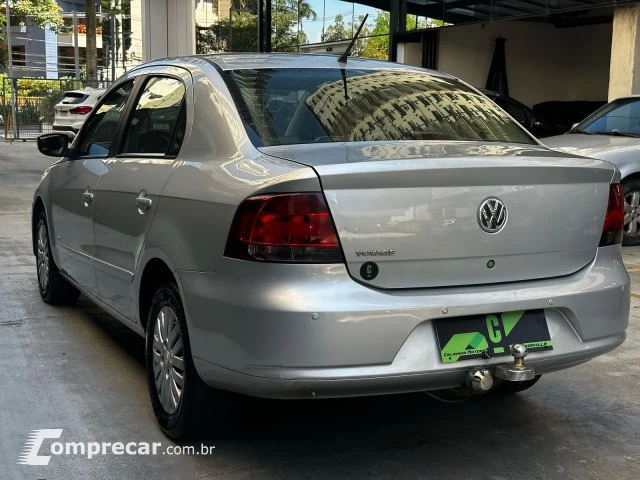 VOYAGE - 1.0 MI 8V 4P MANUAL