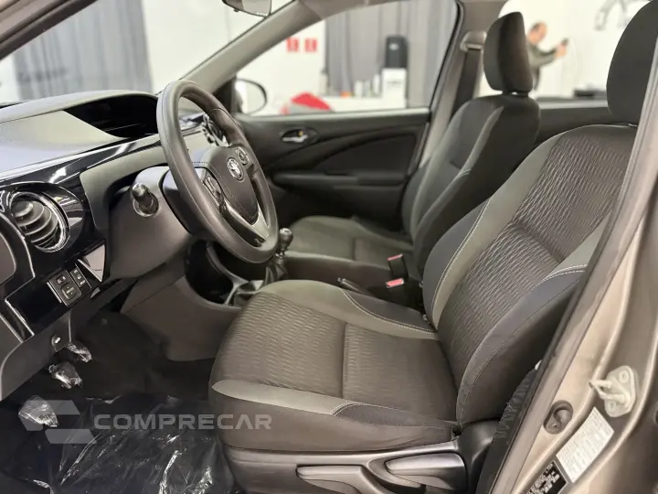 ETIOS 1.5 XS Sedan 16V