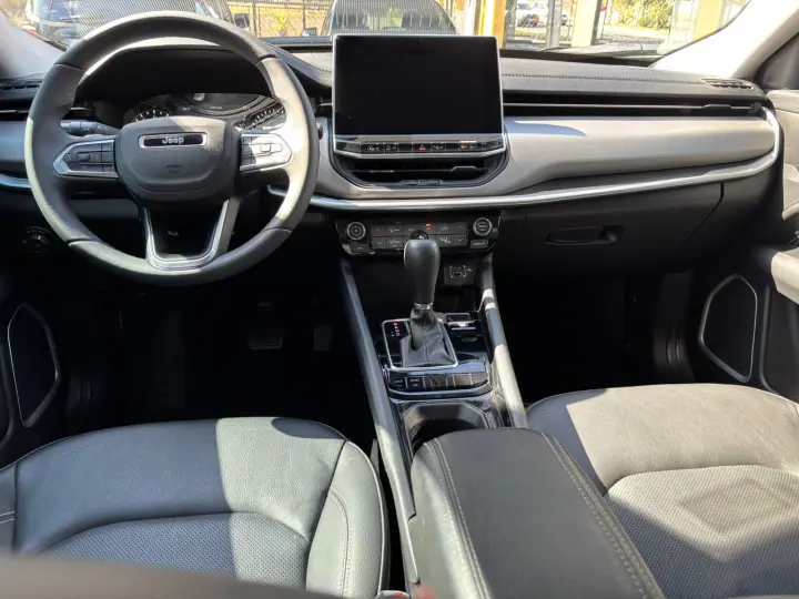Compass Longitude 1.3 Turbo