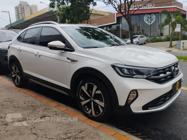 Nivus 1.0 4P FLEX 200 TSI HIGHLINE TURBO AUTOMÁTICO