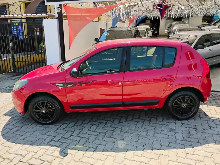 SANDERO 1.6 GT Line Limited