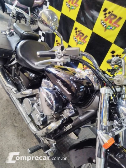 Shadow 750