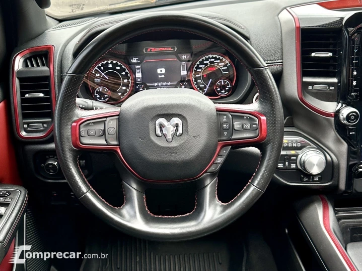 1500 5.7 V8 GASOLINA REBEL CD 4X4 AUTOMÁTICO